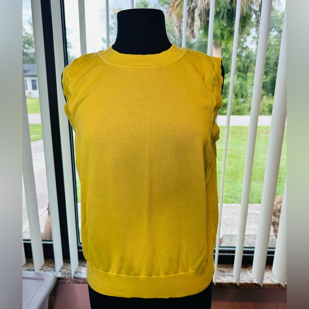 Free Assembly Yellow Sleeveless Women's Top Size 2XL